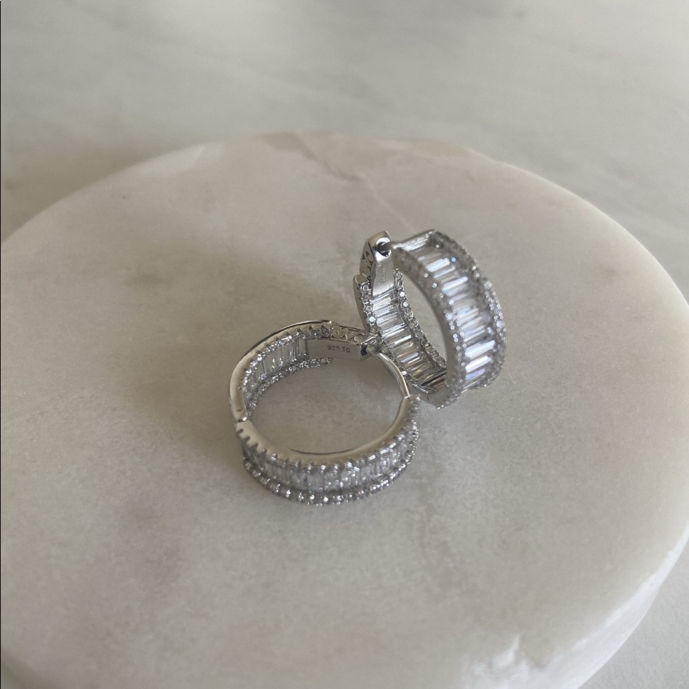 Sterling Silver Hoop Earnings